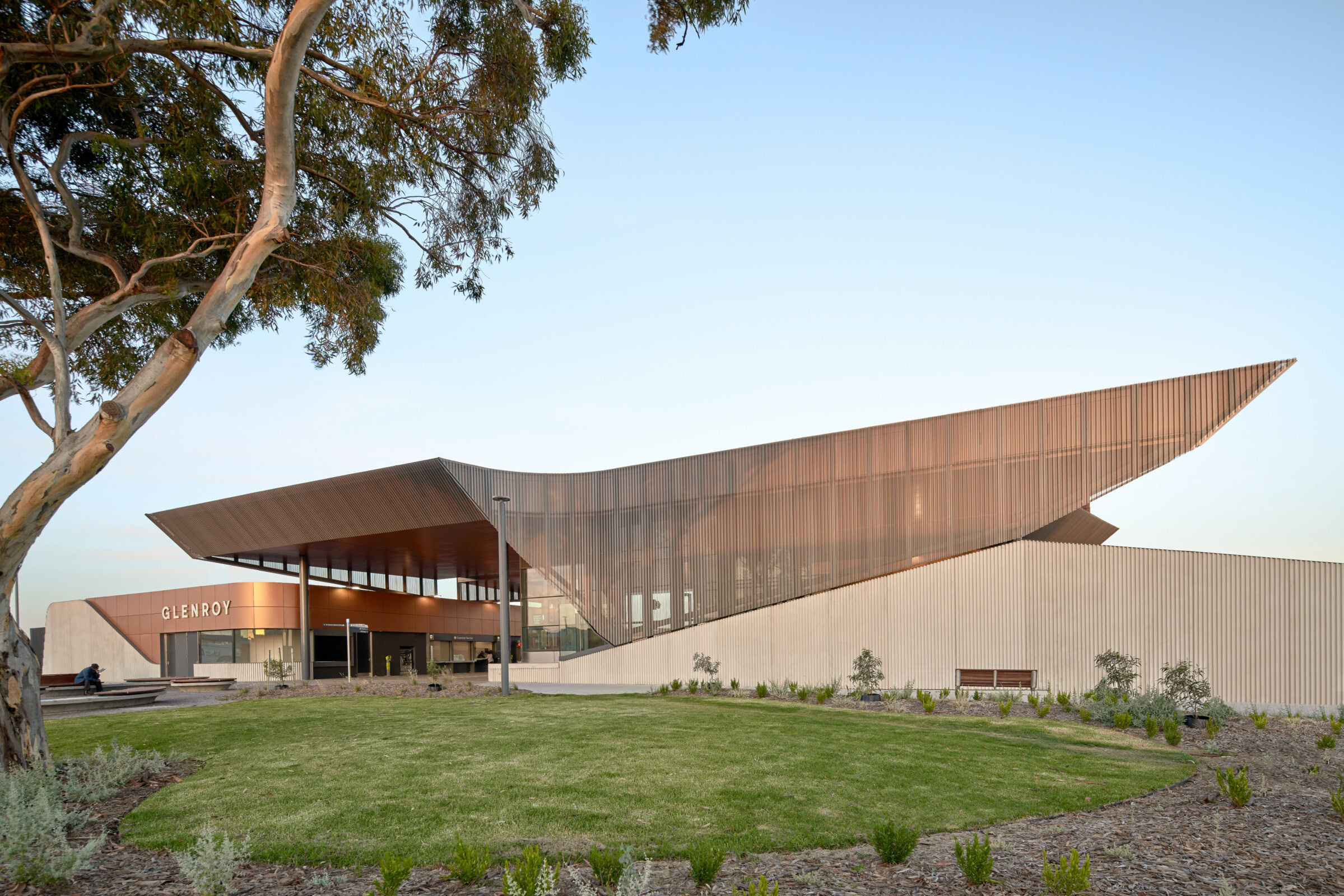 Glenroy Station